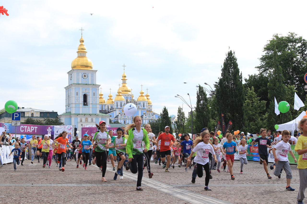 На 26-й "Пробег под каштанами" вышло рекордное количество участников